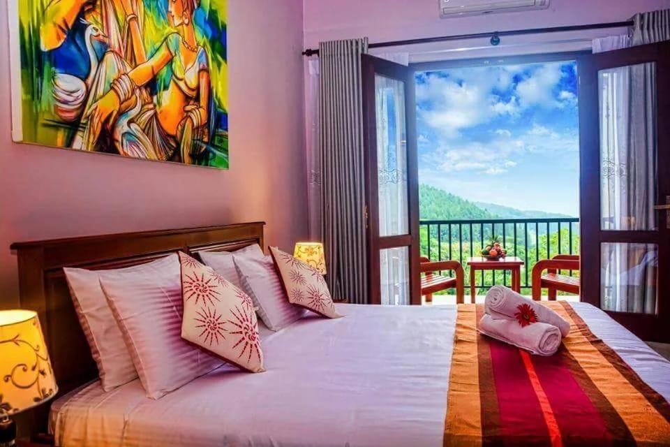 The Grand Hills Bed & Breakfast แคนดี้ ภายนอก รูปภาพ