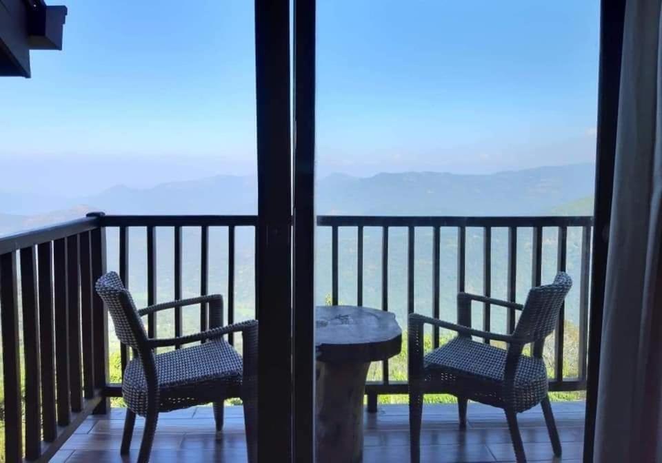 The Grand Hills Bed & Breakfast แคนดี้ ภายนอก รูปภาพ