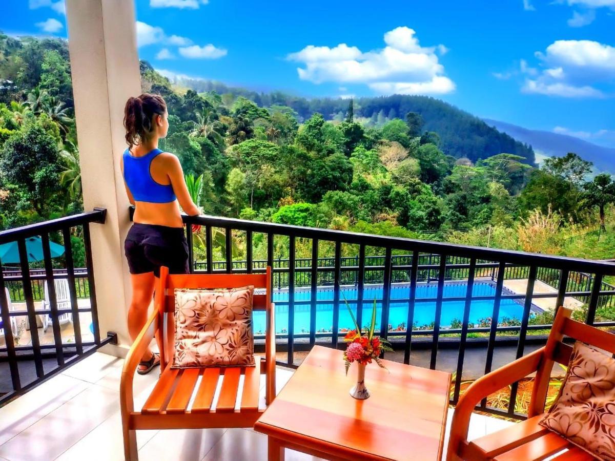 The Grand Hills Bed & Breakfast แคนดี้ ภายนอก รูปภาพ