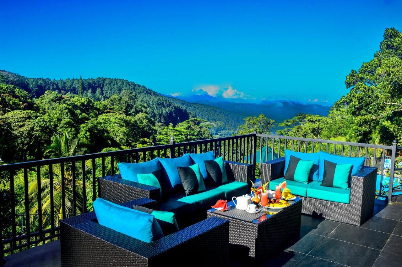 The Grand Hills Bed & Breakfast แคนดี้ ภายนอก รูปภาพ