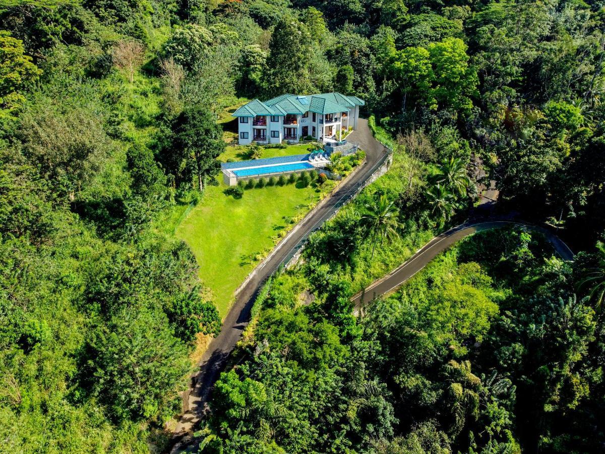 The Grand Hills Bed & Breakfast แคนดี้ ภายนอก รูปภาพ
