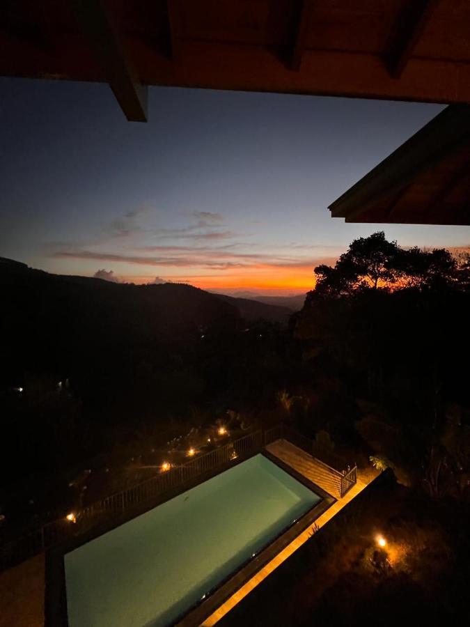 The Grand Hills Bed & Breakfast แคนดี้ ภายนอก รูปภาพ