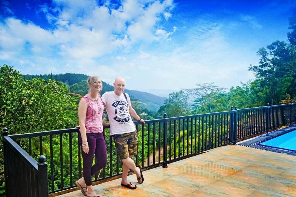 The Grand Hills Bed & Breakfast แคนดี้ ภายนอก รูปภาพ
